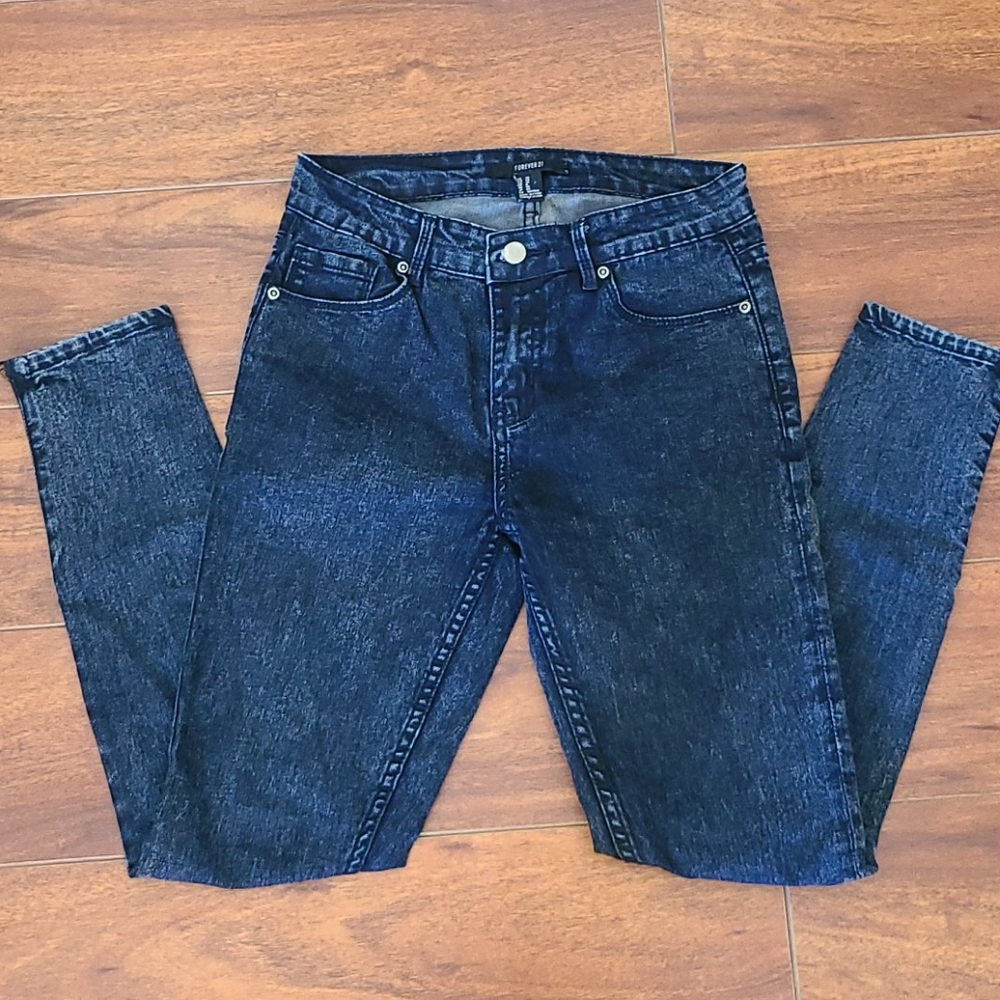 Forever 21 Women Long Skinny Jean